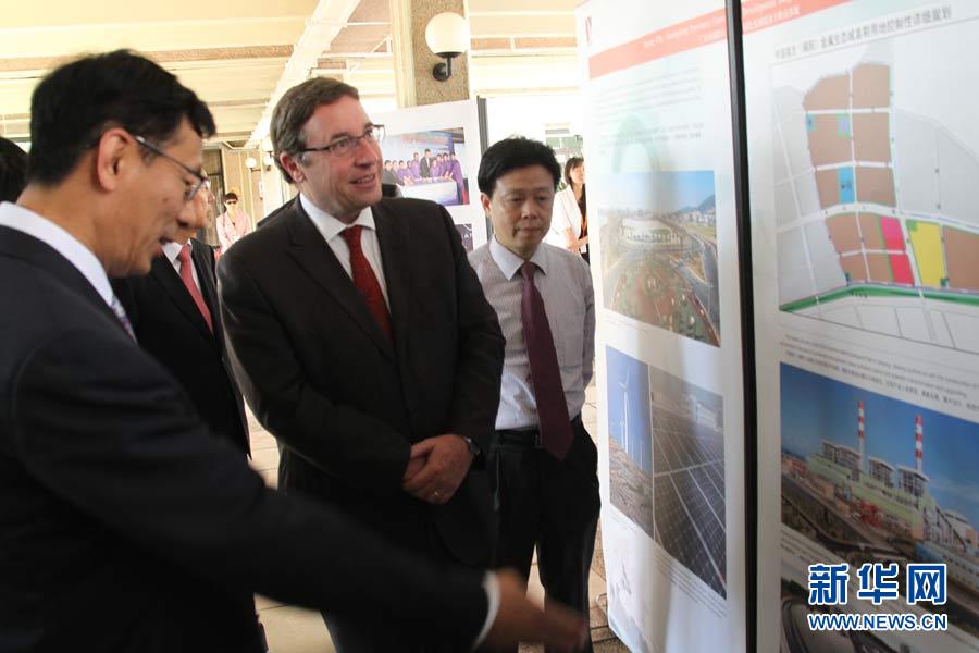 �������Є�.�Gɫ�Ї������DƬչ��(li��n)�χ��h(hu��n)�����e�k