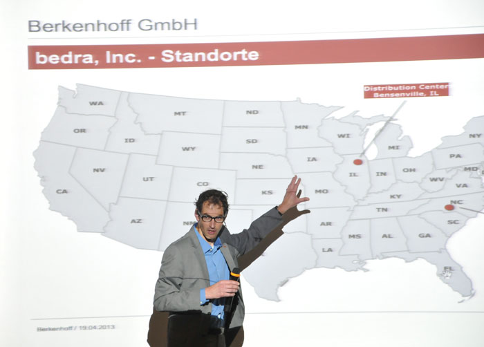 Berkenhoff公司代表托比亞斯·諾特為聯(lián)合會介紹公司業(yè)務(wù)