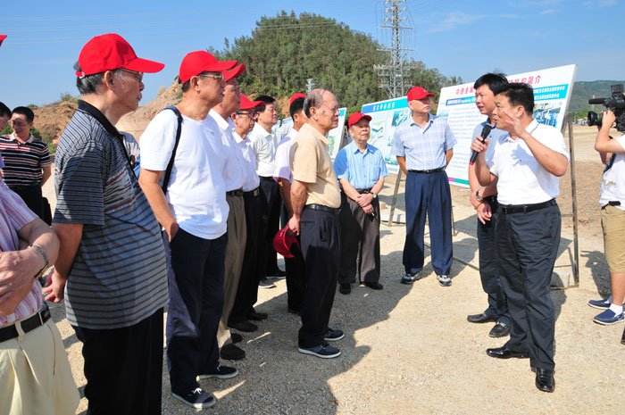 揭東區(qū)退休老干部參觀中德金屬生態(tài)城