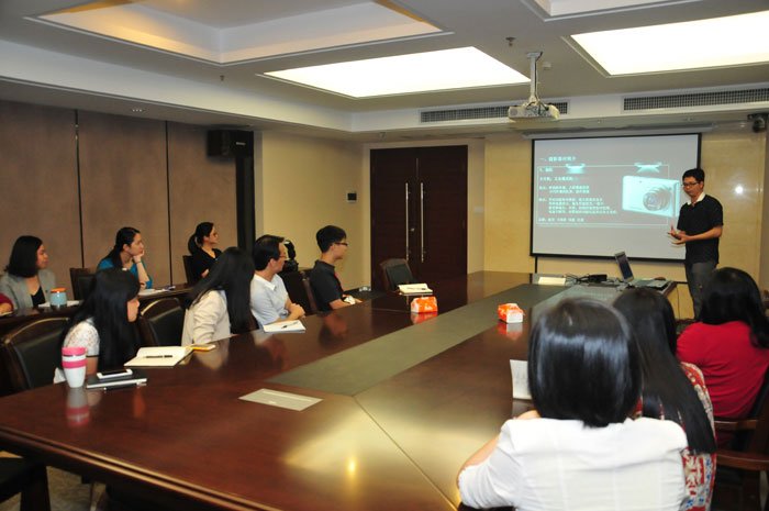 中德金屬集團(tuán)舉辦攝影技巧培訓(xùn)